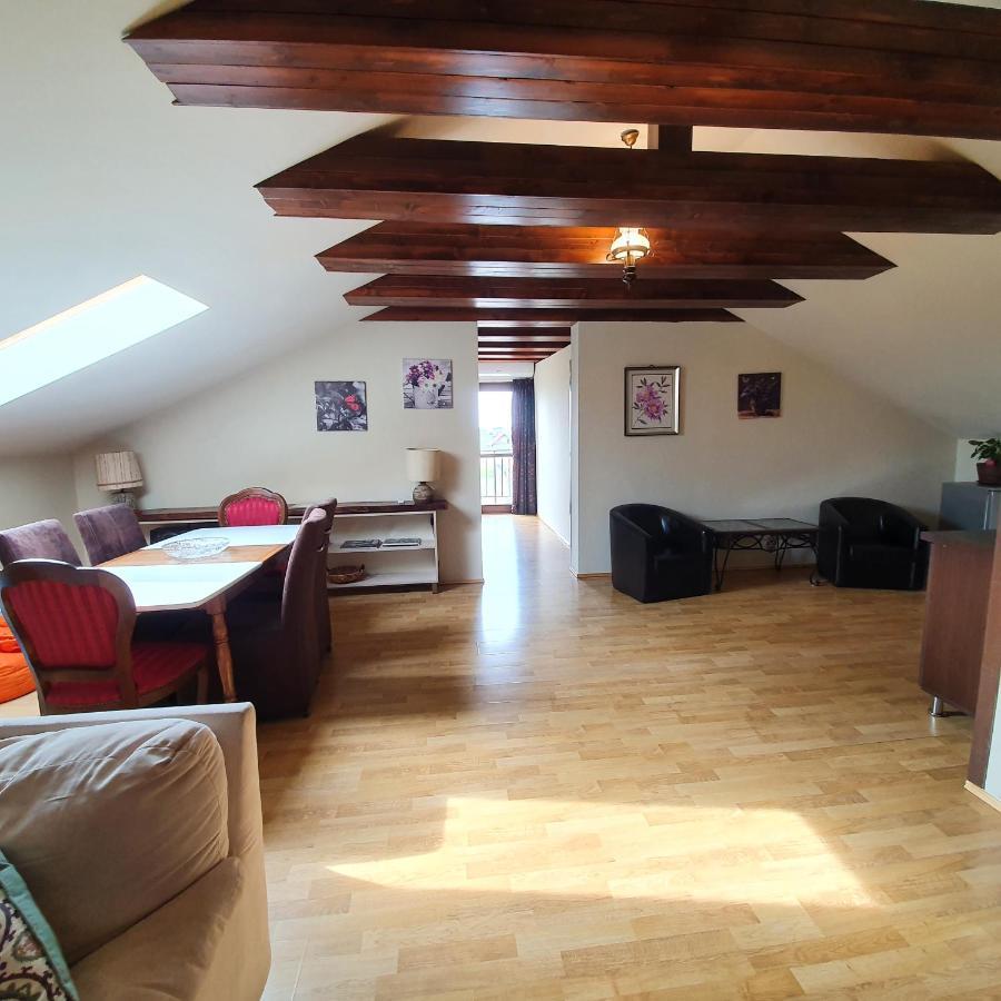 Vila De La Lugas Oradea Exteriér fotografie